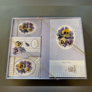Bridge playing card set, floral purple pattern